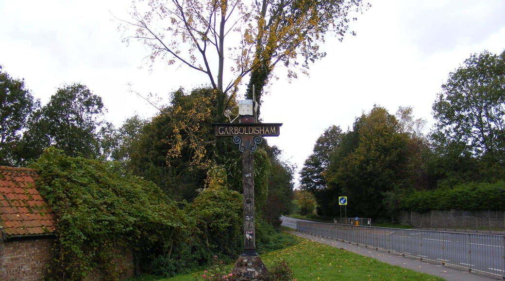 Garboldisham Village Sign