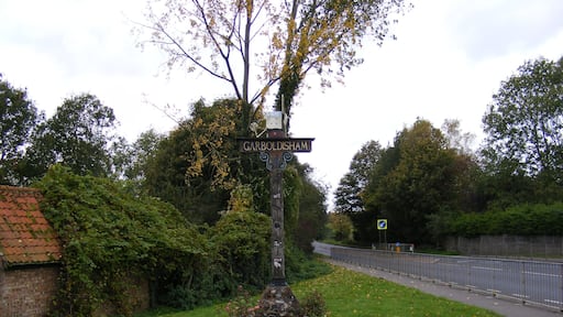 Garboldisham Village Sign