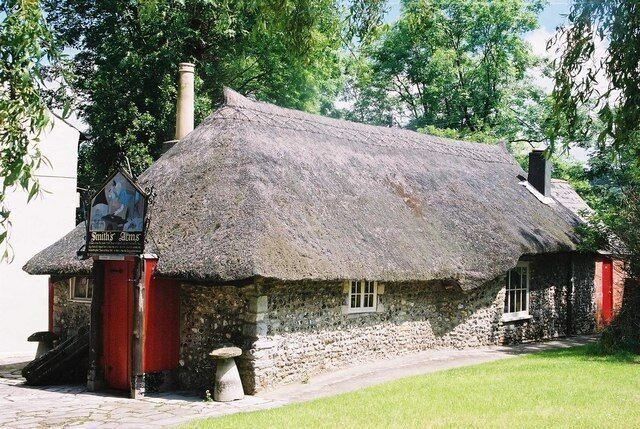 The Smith's Arms - reputedly England's smallest pub The story goes that King Charles II stopped in Godmanstone and asked at the blacksmith's forge for a drink. The blacksmith responded that he had no licence to sell alcohol. "From now on, you have a licence to sell beer and porter," said the King. As you will see by looking at 376901, at 3 March 2007 it was no more.