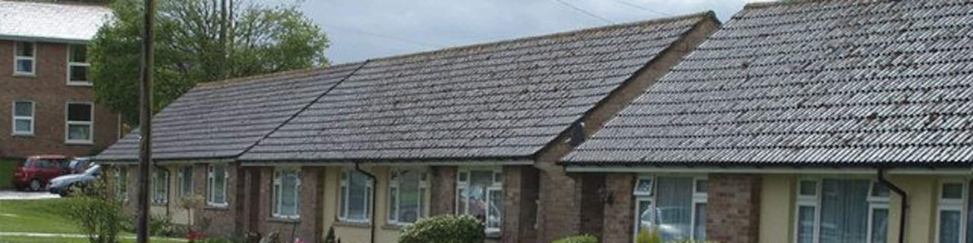 Wightman's Orchard 3 bungalows in this quiet cul-de-sac in Piddletrenthide.