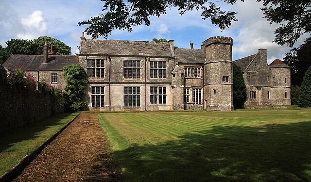 Wolfeton House South Front A rough track leads off the main Dorchester - Yeovil road at the end of which is a magnificent C16 manor house. Like many such houses, it has had quite a chequered architectural history, with the oldest surviving parts, being the south front completed in 1528, and the gatehouse (extreme right), dating from 1534. The ancestral home of the Trenchard family, it survives today having been rescued from dereliction by the present owners. Grade I Listed.