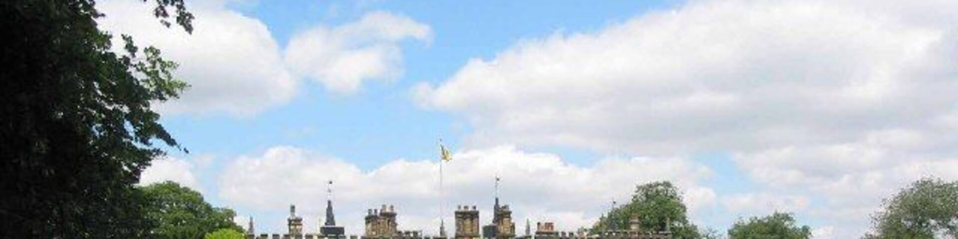 w:Renishaw Hall Derbyshire