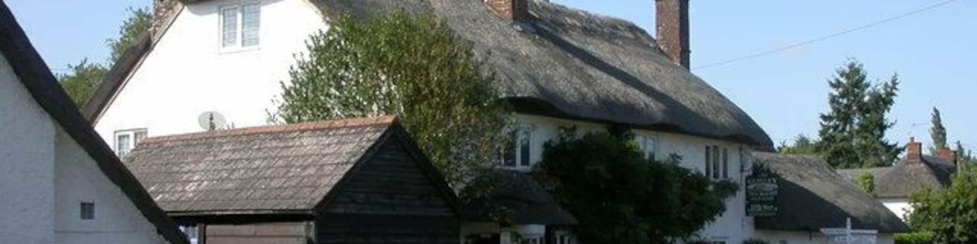 Gorley Tea Rooms On Ringwood Road, overlooking the green. http://www.littlemere.com/page5.htm