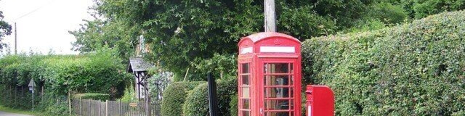 Street Scene, Hale Hale is on the borders of Wiltshire and Hampshire and falls just inside the New Forest National Park.