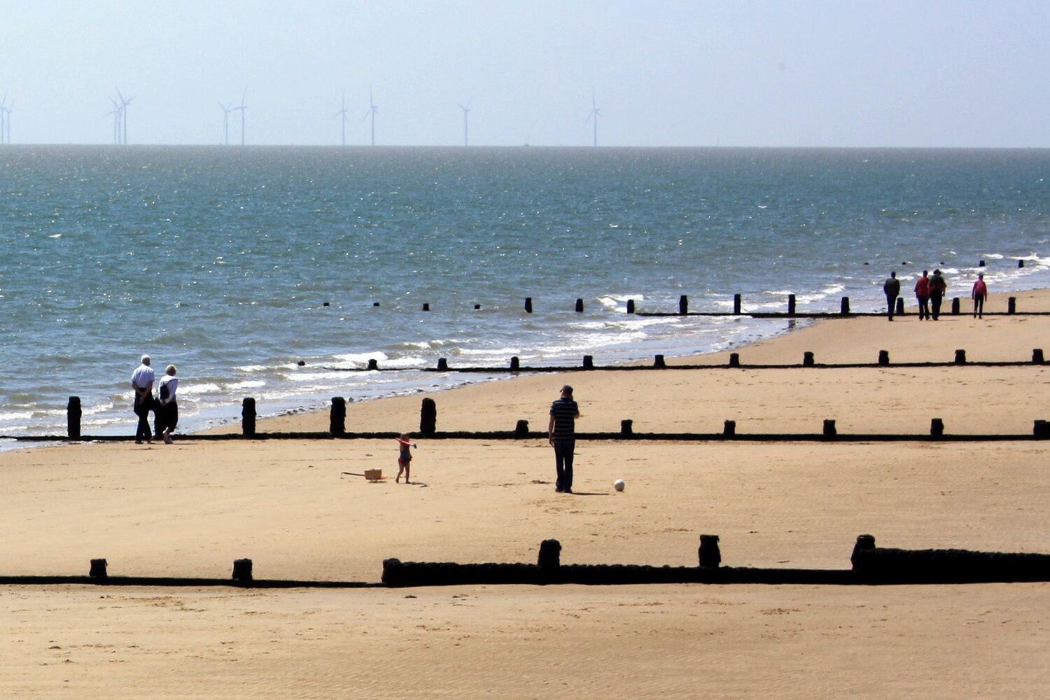 Low tide at Southcliff Promenade, Walton