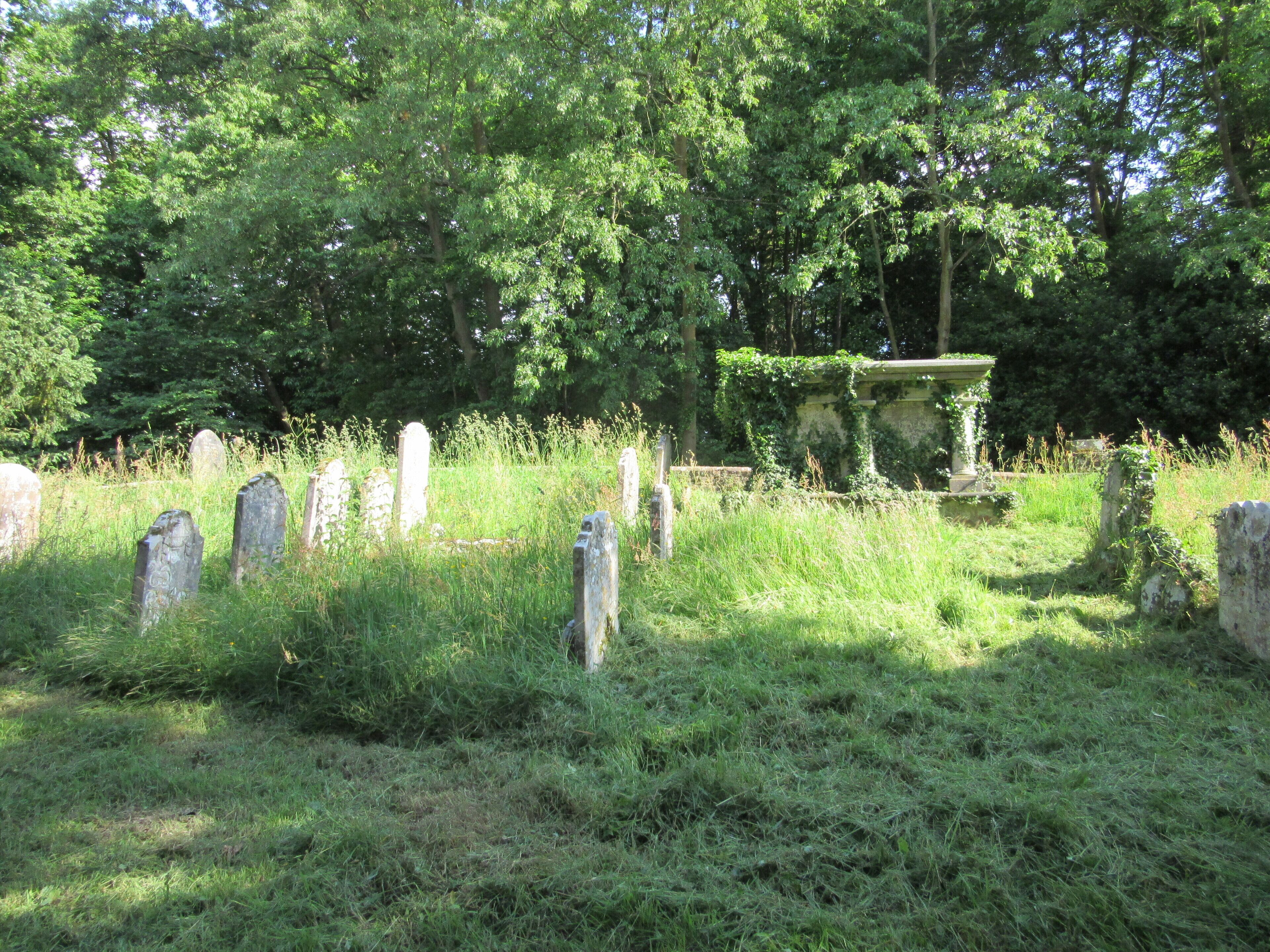 Churchyard of St Peter's Church, Church Lane, Hambledon, Borough of Waverley, Surrey, England.