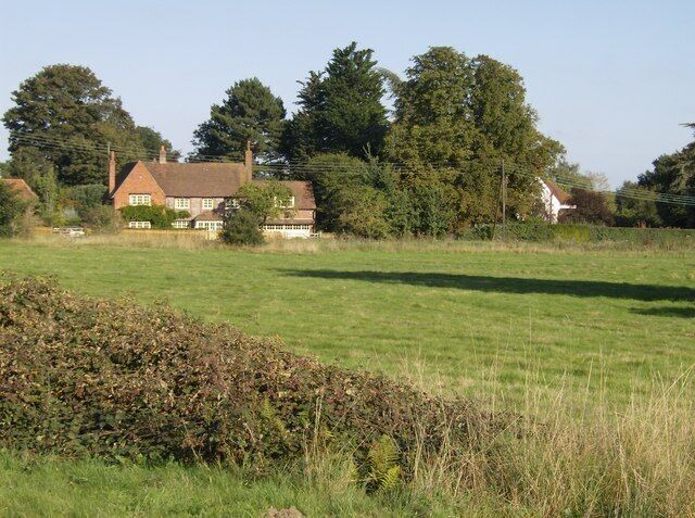 Across Peppard Common The main road from Sonning Common to Nettlebed cross the middle of the picture, unseen from this angle.