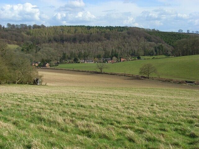 Farmland, Stonor Looking down towards the village from above the road to Maidensgrove.