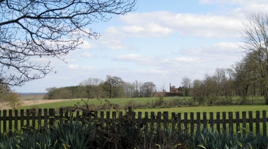 Honiley Hall from Honiley churchyard The present Honiley Hall was built in 1914-15 in Neo-Tudor style. It is once again a private house after a spell in county council hands as a residential education and conference centre.