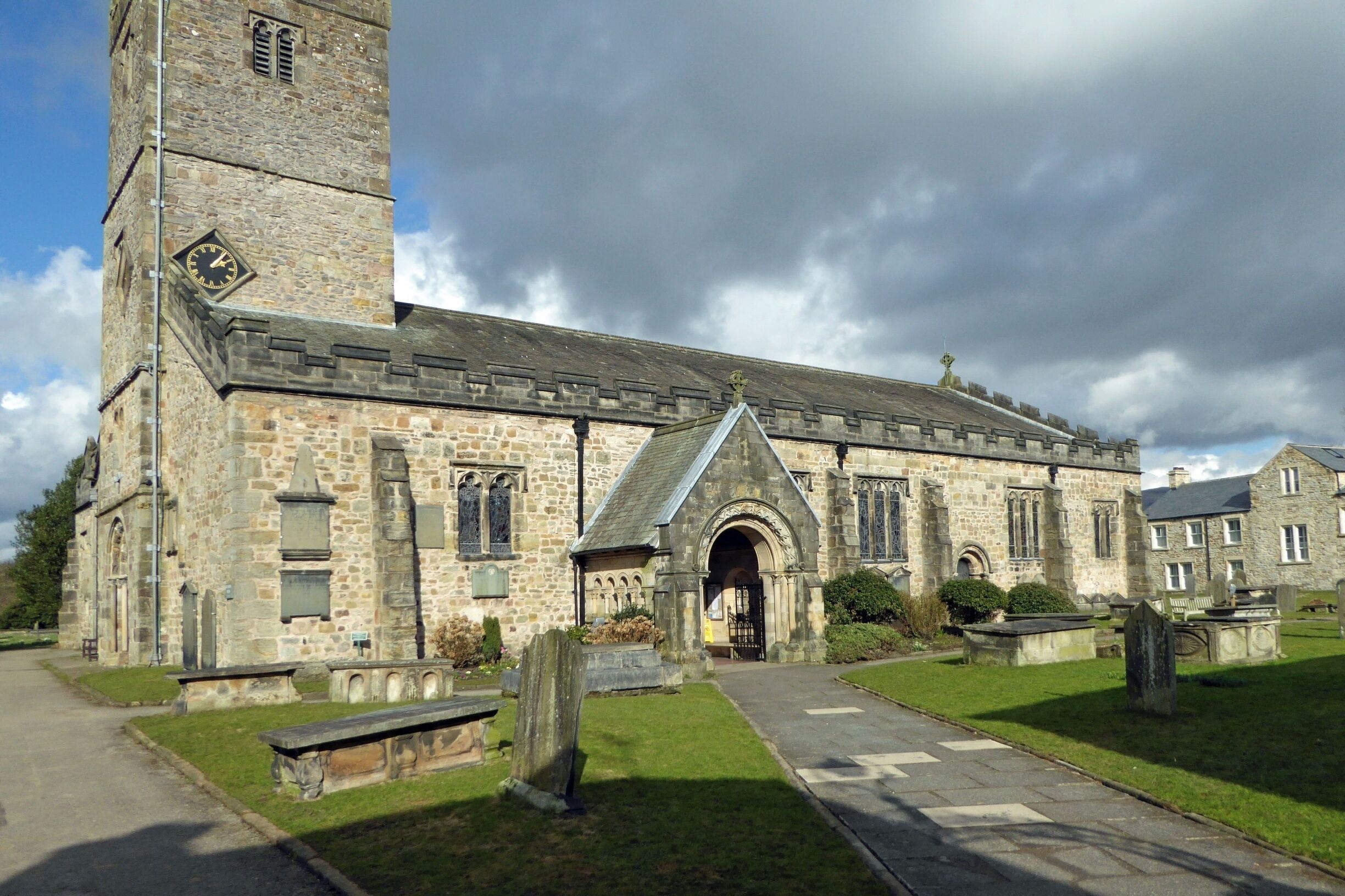 A particularly beautiful church. I love it's proportions. It is wide & low. The oldest parts are Norman. Three doorways and the inner north arcades date from the early 12th century, and the base of the tower and the south arcade are from the later part of that century. It has undergone many further developments through the centuries but certainly lost none of it's charm.