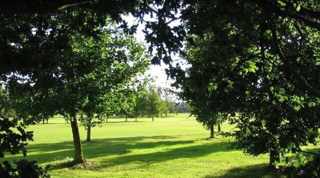 Golf Course. This image was taken from Peacock Lane looking South across the golf course. The shot was taken from SJ708845.