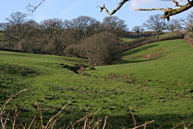 Valley east of Lawhitton Like most good villages, Lawhitton is situated near to a water course but above the valley bottom and out of the way of flooding.