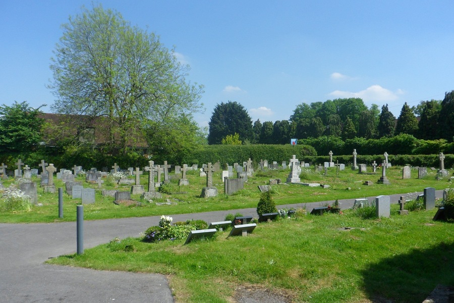 Churchyard of the Church of Our Lady of Sorrows, Lower Road, Effingham, Borough of Guildford, Surrey, England.