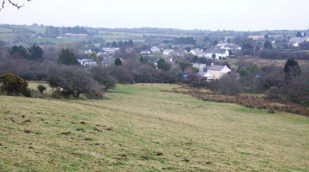 Common Moor The small village lies in the valley of a tributary of the River Fowey on the southeastern edge of Bodmin Moor, and straddles a gridline - the further buildings are in SX2469. Taken from near South Trekeive on the lane to Siblyback Lake.