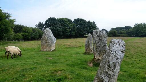 Small stone circle at Duloe, 150m south east of Stonetown Farm Wikidata has entry Q17644283 with data related to this item.