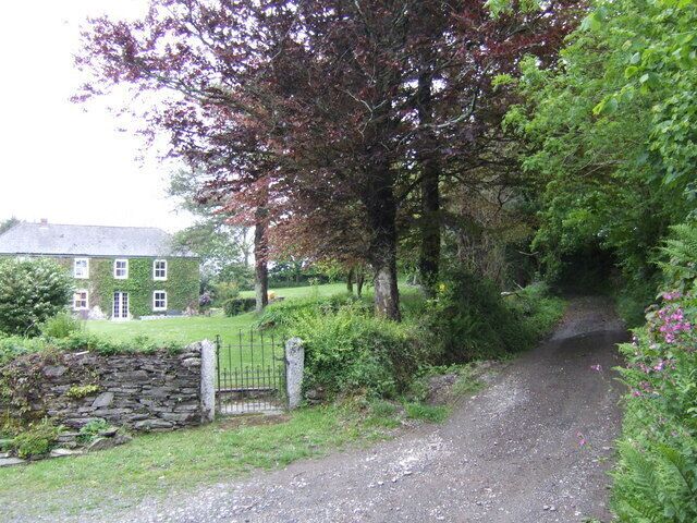 House and byway At West Trevillies