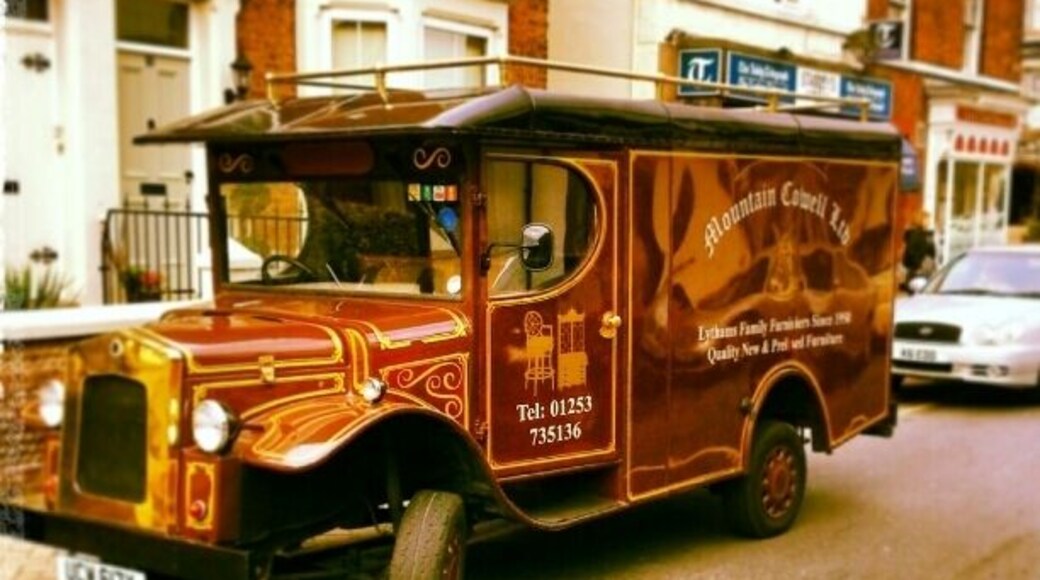 There is nothing more zen than soaking butt naked in a rotenburo in the woods, listening to the running stream and watching the maple leaves turn a golden hue.