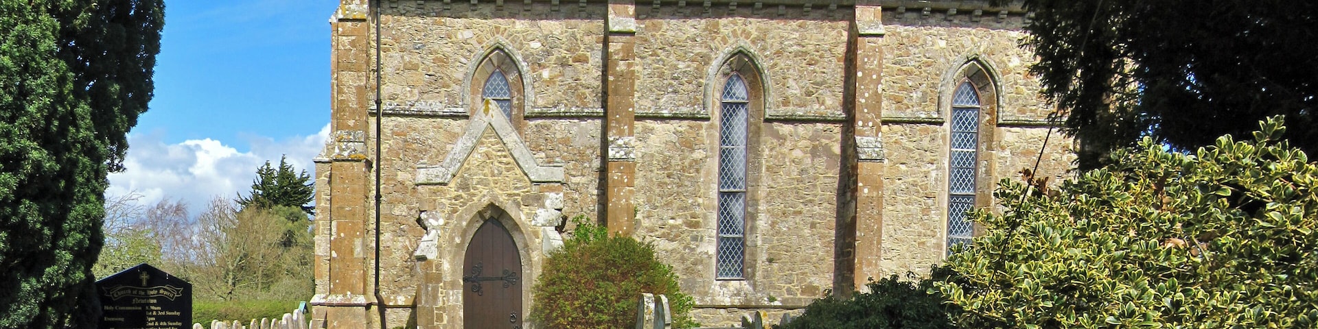 Holy Spirit Church, Newtown