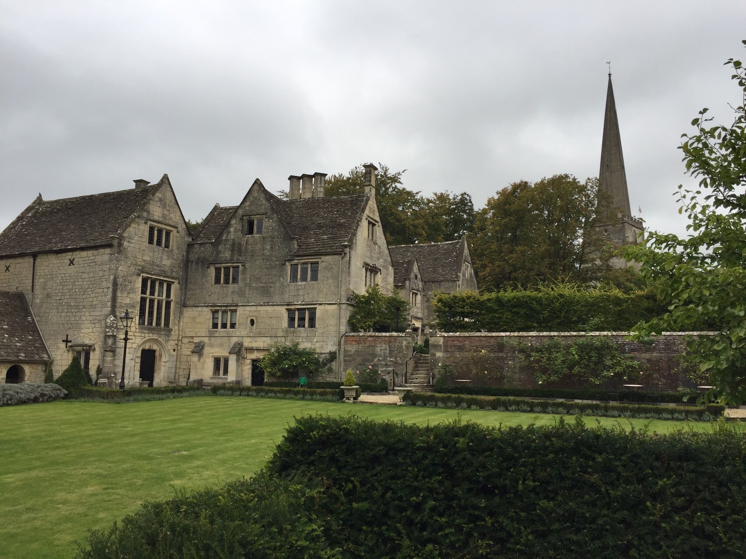 The Courthouse Manor