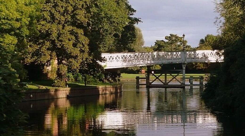 Whitchurch toll bridge The northern section of the bridge from across the mill stream near St. Mary's church.