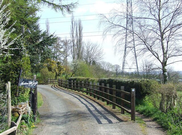 Driveway and Public Bridleway, Nurton, Staffordshire On the left - the driveway to the posh house, on the right, the exceedingly narrow bridleway - no passing places for horses!!