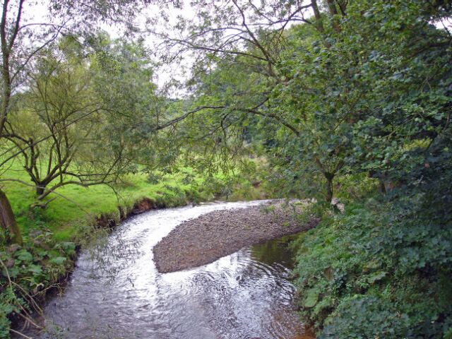 Mottram St. Andrew / Prestbury - River Bollin Mottram St. Andrew/Prestbury: River Bollin from the bridge carrying the North Cheshire Way at the parish boundary.