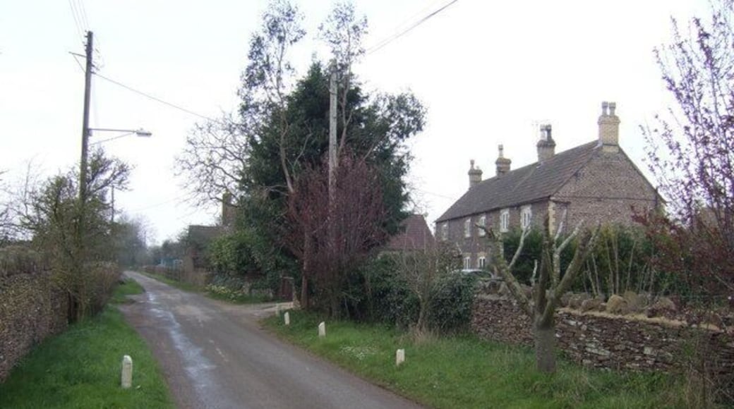 Patch Elm Lane Eponymous farm is just along on the right after the cottages.