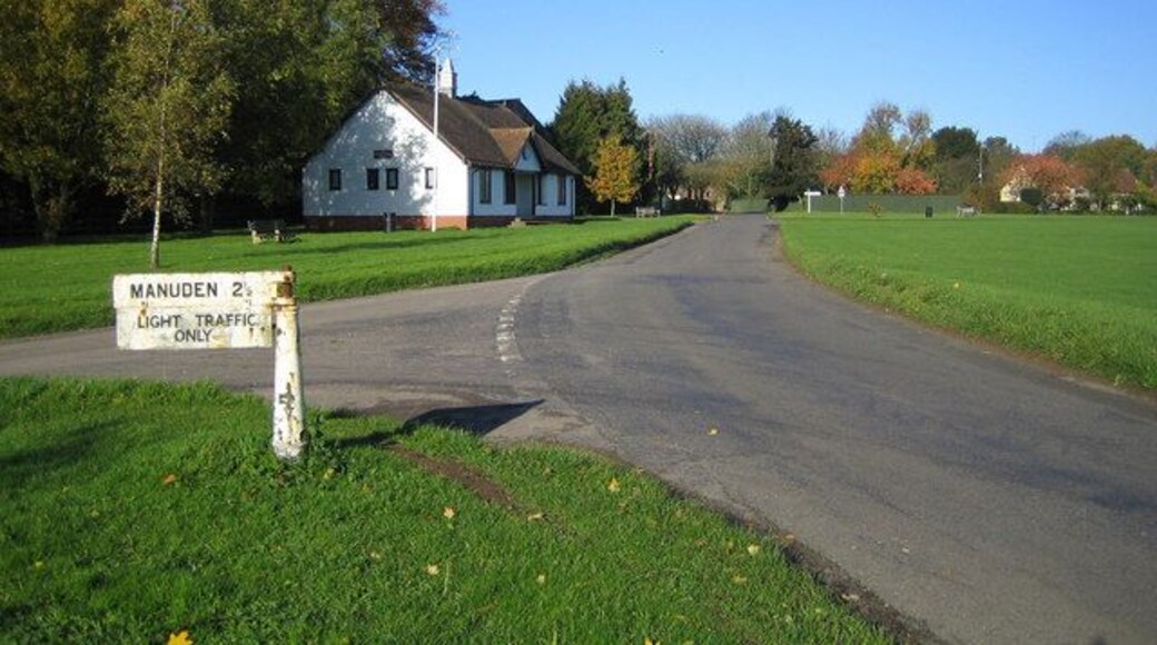 Rickling Green The junction of Brixton Lane from Manuden with Beecham's Lane in Rickling Green, as indicated by an ancient fingerpost roadsign.