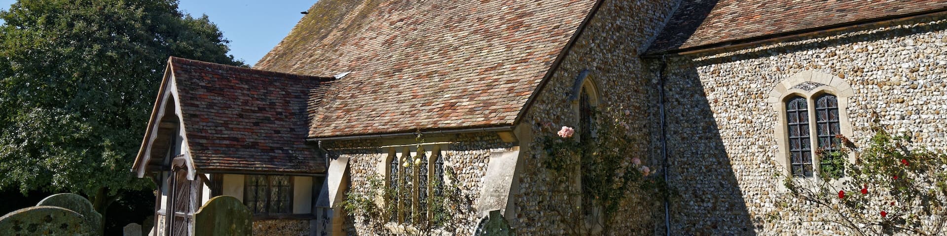 Grade II* listed 13th-century Church of St Simon and St Jude from the south-east at Quendon, Essex, England. Software: RAW file lens-corrected, optimized and converted to JPEG with DxO OpticsPro 10 Elite, and likely further optimized and/or cropped and/or spun with Adobe Photoshop CS2.
