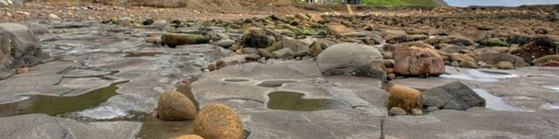 Port Mulgrave The old harbour, nestling at the foot of Rosedale Cliffs.