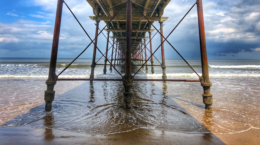 It might not be the biggest pier but it’s beautifully preserved. The whole town of Saltburn-by-the-Sea is well worth a visit. It’s a traditional Victorian seaside town where you can enjoy the beach, sea and views. Really enjoyed visiting here today.