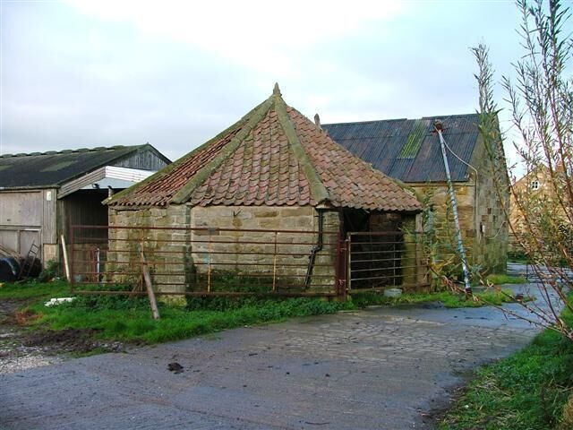 Wheel House, Home Farm, Roxby. From the early days of farm mechanisation, the building housed a wheel driven around by a horse or two to provide power for threshing or grinding.