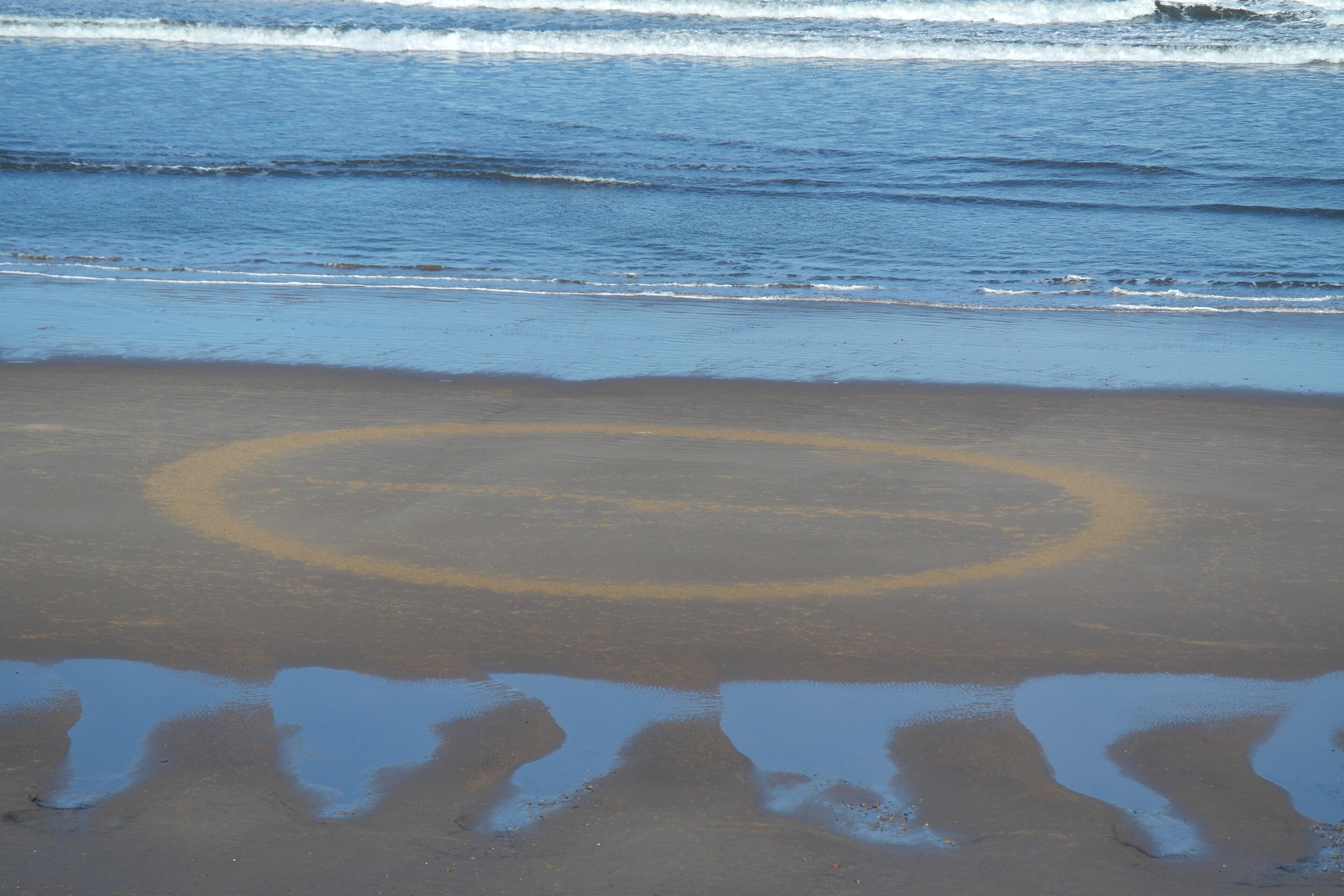Unusual ring on the beach