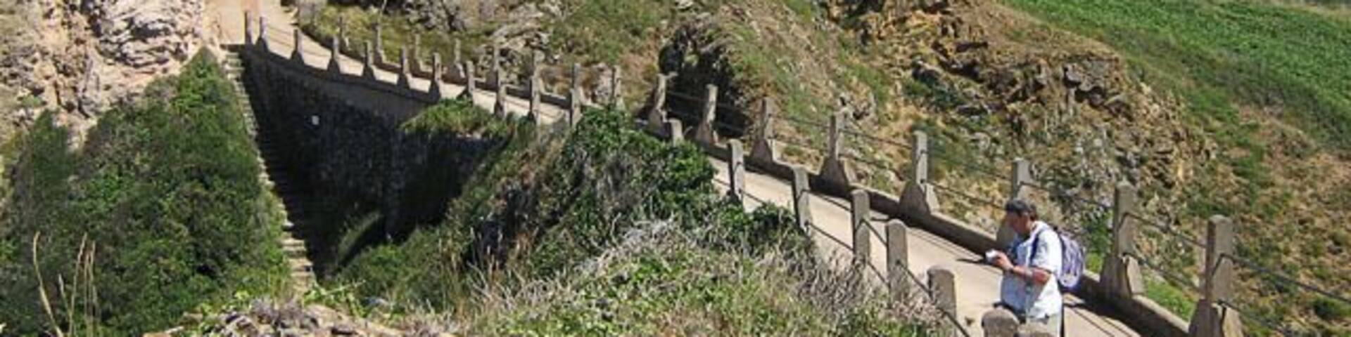 La Coupee, Sark in high summer. This photo, taken in July 2008 shows La Coupee virtually uninhabited (apart from me) despite it being a very pleasant sunny day. Compare with <a href="http://channel-islands.geographs.org/photo/46">WV4574 : La Coupee, Sark in high summer</a>.