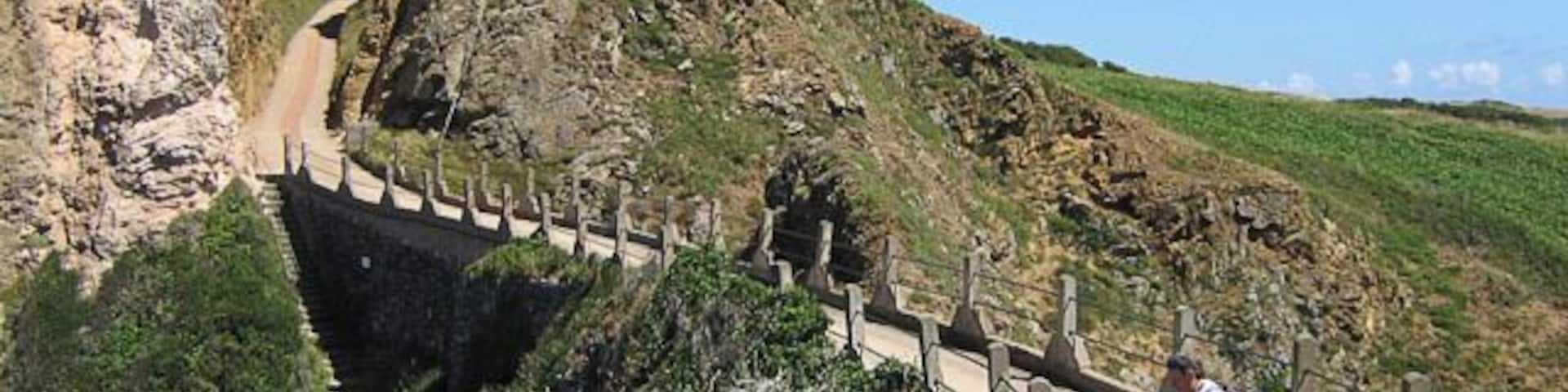 La Coupee, Sark in high summer. This photo, taken in July 2008 shows La Coupee virtually uninhabited (apart from me) despite it being a very pleasant sunny day. Compare with <a href="http://channel-islands.geographs.org/photo/46">WV4574 : La Coupee, Sark in high summer</a>.