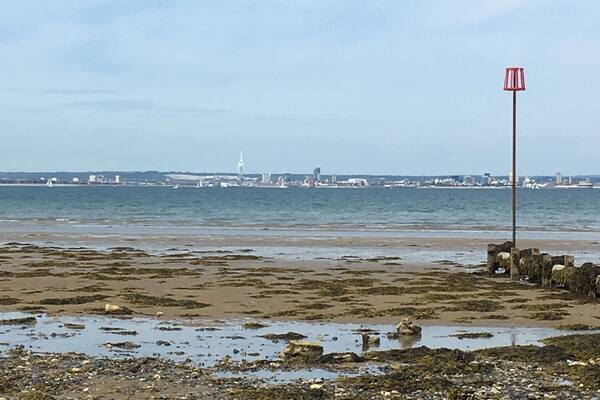 Beautiful quiet beach which is fun to explore đ