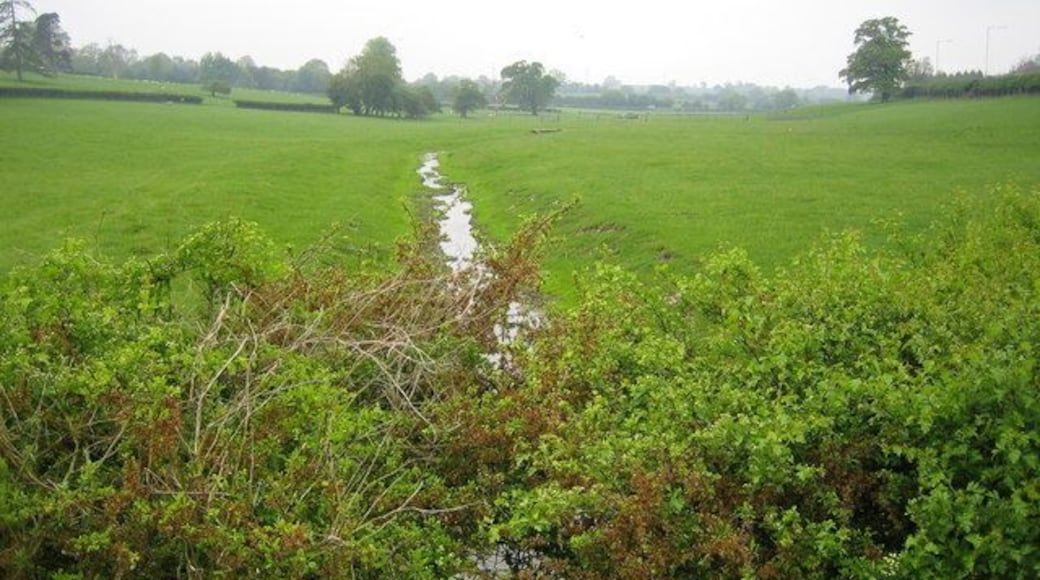 River Ver near Flamstead. Viewed looking upstream from the River Hill road bridge.