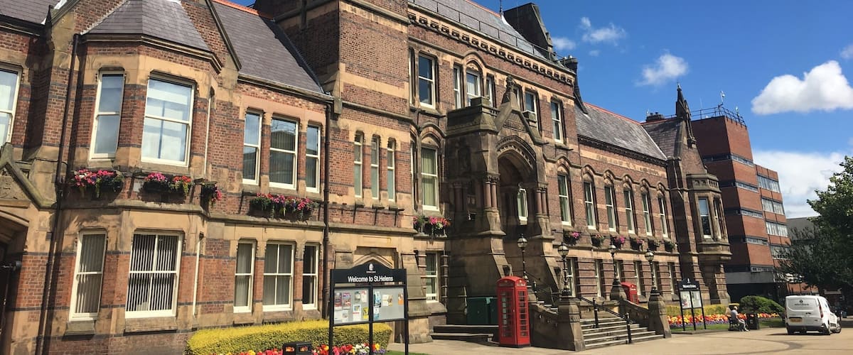 Very British town hall in my favourite city.