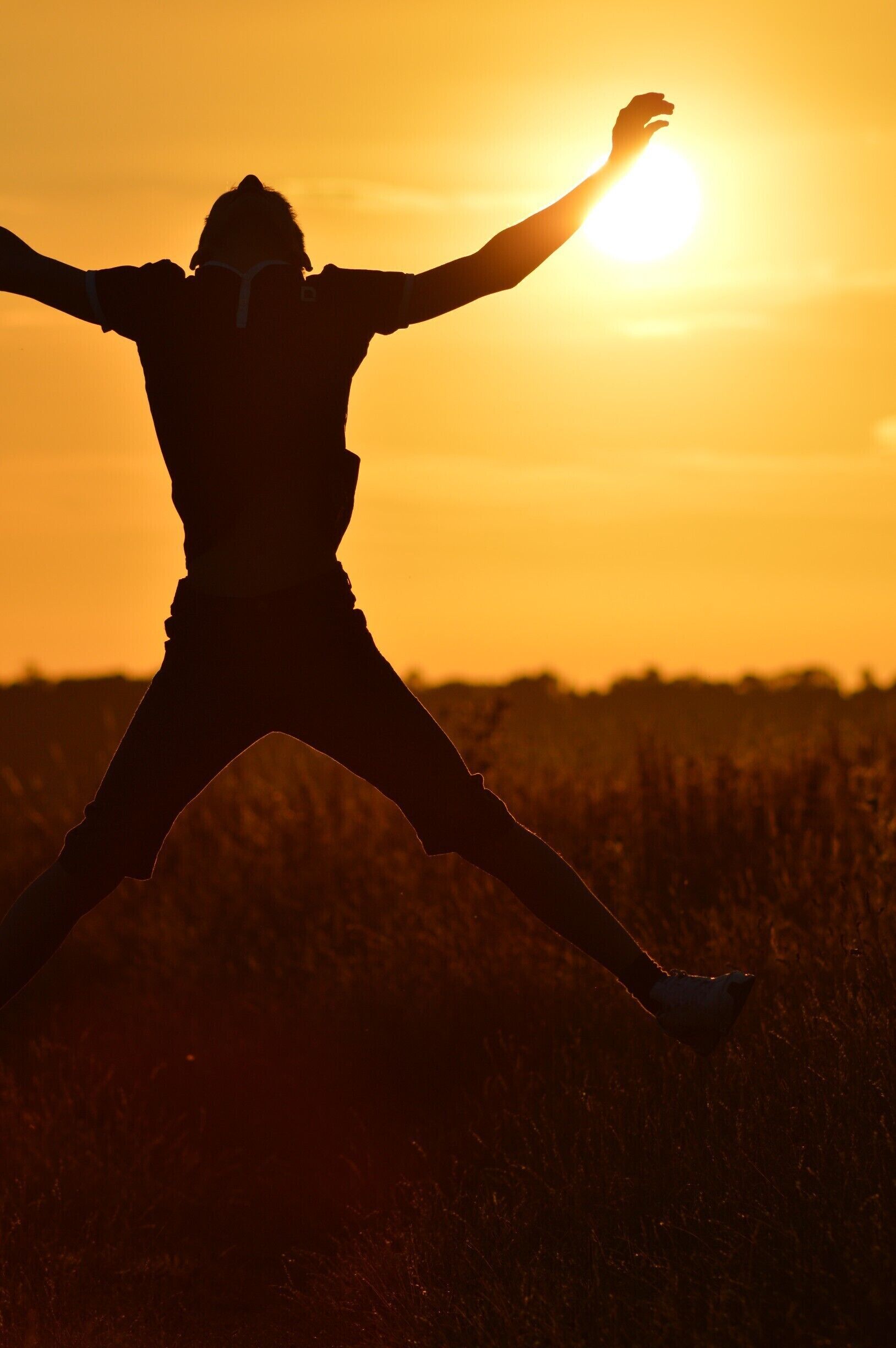 A lovely evening walking, a sun set in front of us and the Glastonbury Tor behind us #EndlessSummer 