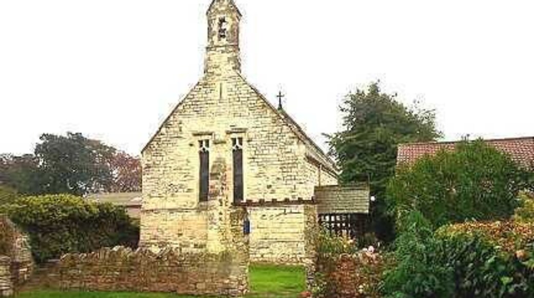 Barkston Ash, Holy Trinity Church. This Church is in the south west portion of the O/S grid it occupies.