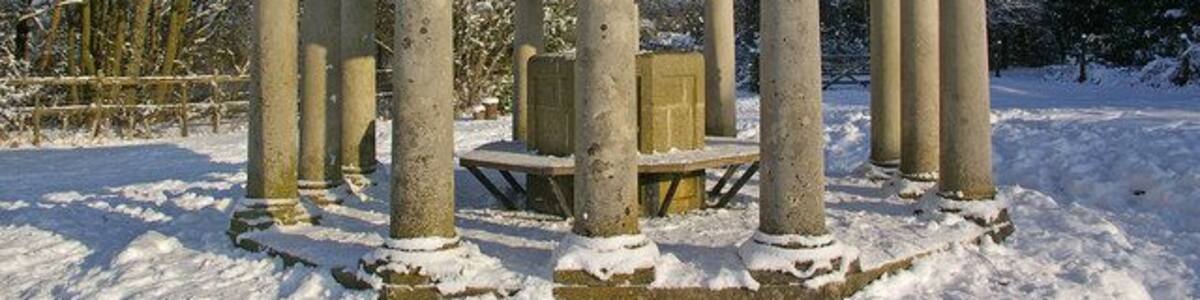 Inglis Memorial in snow Donated to the Borough of Reigate in 1909 by Lieutenant Colonel Sir Robert William Inglis VC. It was originally a drinking fountain for horses, standing at the top of the original main route over Reigate Hill. Now restored, it houses a viewpoint indicator. Seen here in snow following a heavy fall around 24 hours earlier.