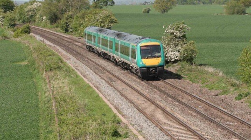 Southbound passenger train Heading away towards Tamworth this train is bound for Cardiff via Birmingham/