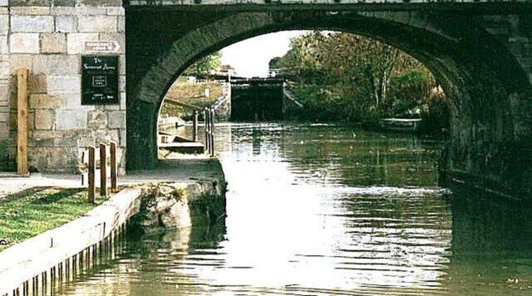 Semington Bridge - No.160 - K&A Canal In the background is Lock No.15, Buckley's Lock, the bottom of the Semington pair. Locks on the Kennet & Avon Canal are numbered from the west, Hanham Lock on the River Avon being No.1, while bridges are numbered from the east.