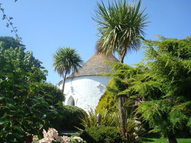 Round house in centre of Veryan village