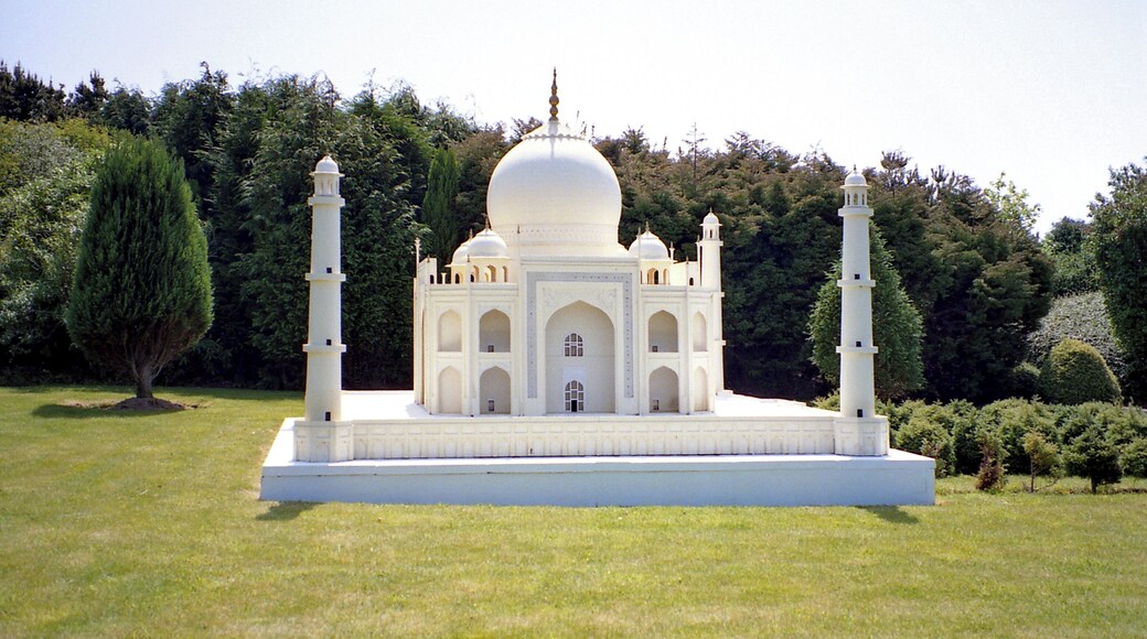 Taj Mahal, India. World in Miniature, Goonhavern