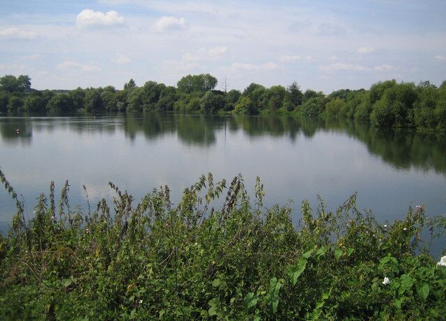 West Hyde The lake is a former gravel pit in the valley of the River Colne, now flooded and used for recreational purposes, such as sailing, fishing, and wildlife observation. A look at the 1940s Ordnance Survey map shows the land in the valley is undisturbed, so the gravel pits must have been excavated after the Second World War.