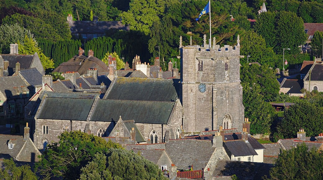 Photo of the Church in Corfe, 27, East Street taken from a nearby hill Wikidata has entry Q26413487 with data related to this item.