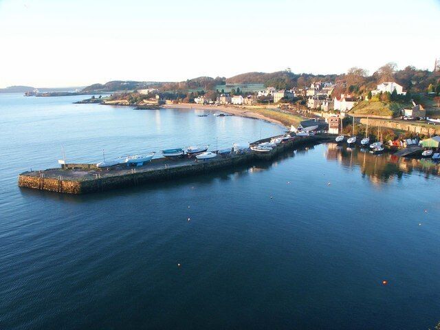 Aberdour Harbour The tide is in and the boats are out. When the tide is out and the boats are in. https://www.geograph.org.uk/photo/935720
