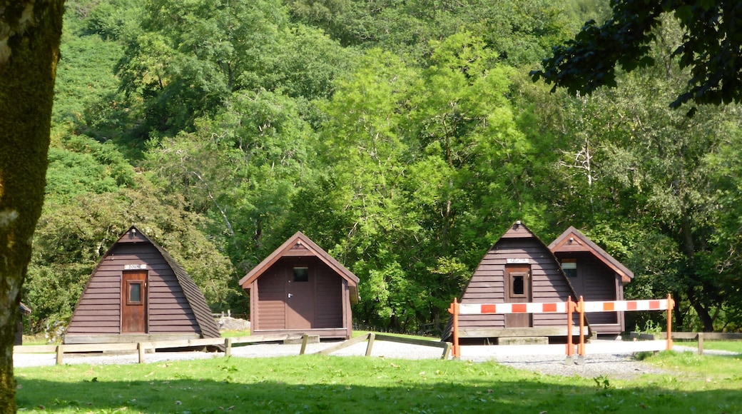 Cabins at Beinglas Farm Campsite at the West Highland Way in Inverarnan.