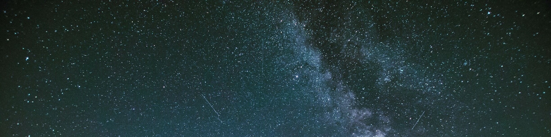 Milky Way view over Moffat from the Devils Beeftub. Taken with Nikon D500 and Sigma 10-20 3.5.
#milkyway #scotland #astrophotography #astro #night #stars #landscape